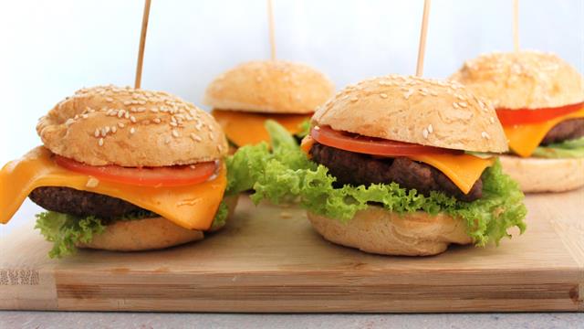 Oslavte Mezinárodní den celiakie bezlepkovými burgery